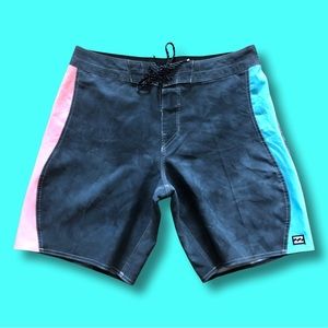 Billabong Board Shorts S-TURNS pro size 31